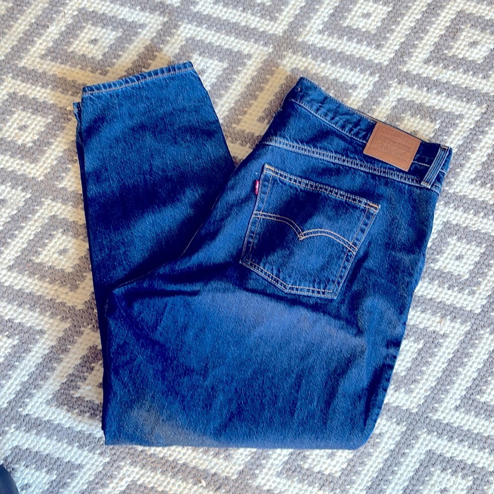 Women’s Levi’s 80s Mom Jean size 18